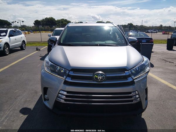2018 TOYOTA HIGHLANDER LIMITED — I115