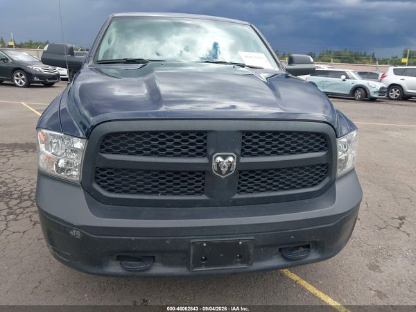 2017 RAM 1500 TRADESMAN  4X4 5'7 BOX