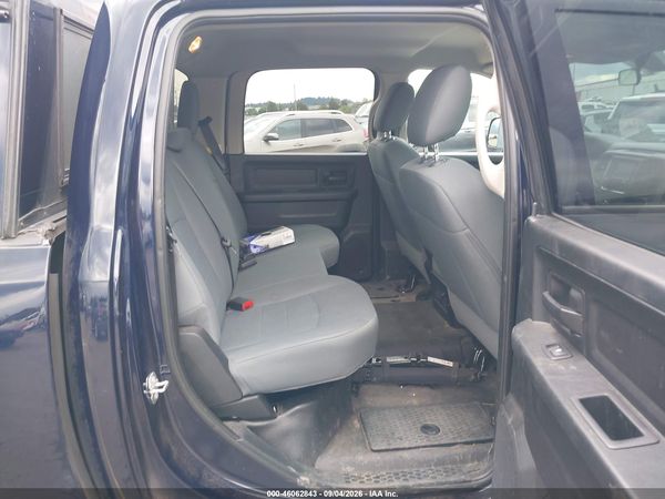 2017 RAM 1500 TRADESMAN  4X4 5'7 BOX