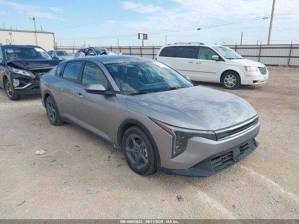 2026 KIA K4 LXS