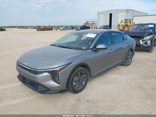 2026 KIA K4 LXS