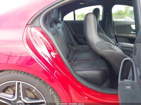 2020 MERCEDES-BENZ CLA 250 4MATIC — I8