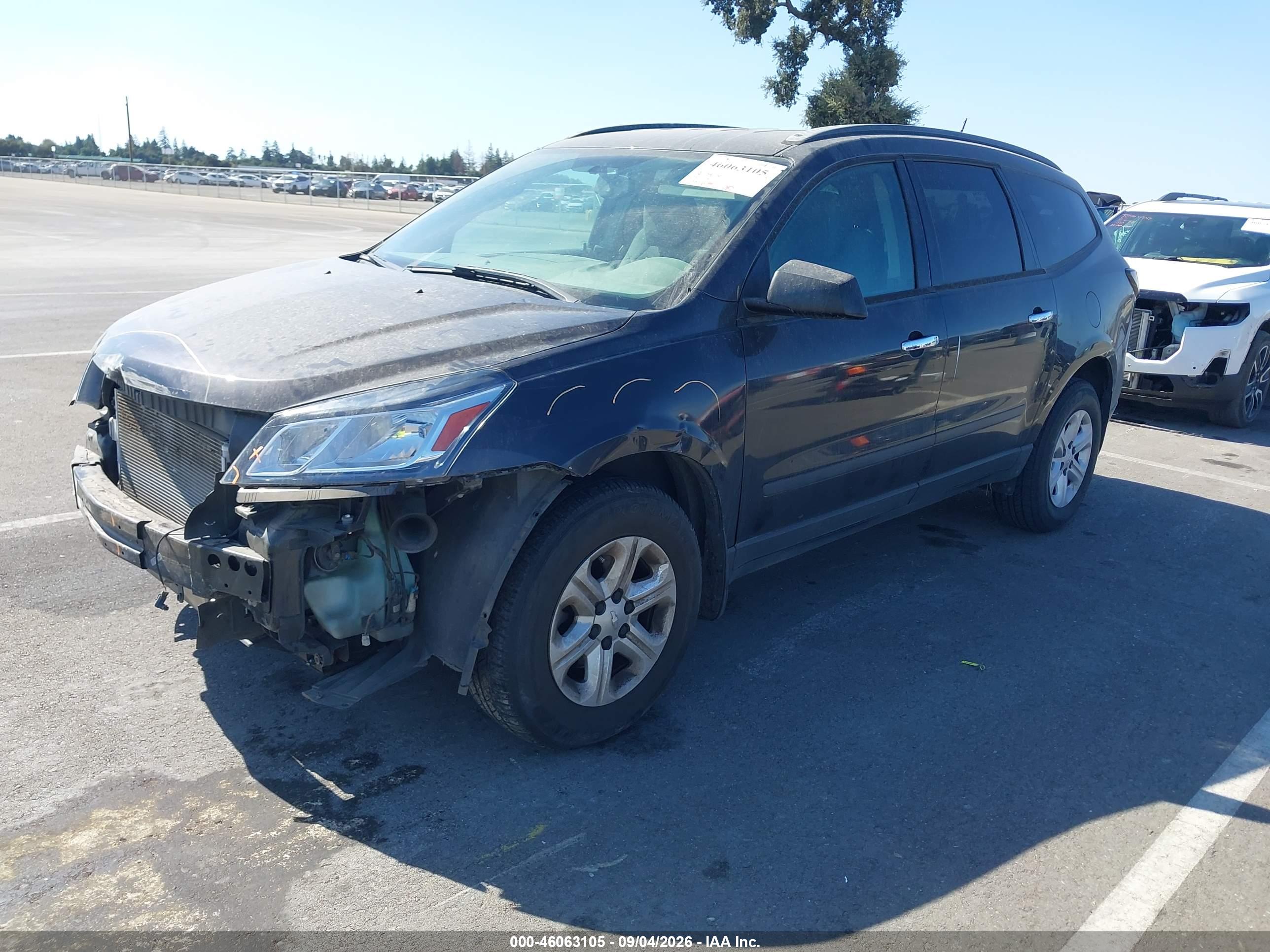 2017 CHEVROLET TRAVERSE LS — I2