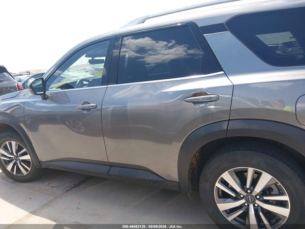 2025 NISSAN PATHFINDER SL FWD