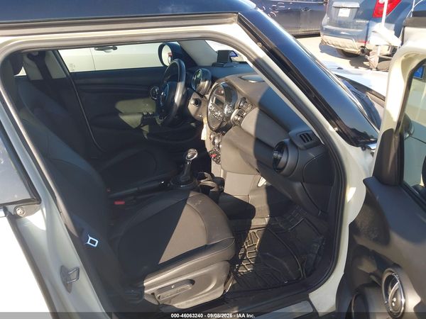 2015 MINI HARDTOP COOPER