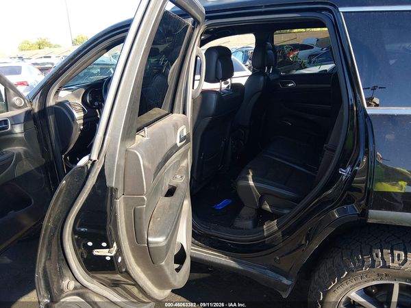 2020 JEEP GRAND CHEROKEE LAREDO E 4X2 — I8