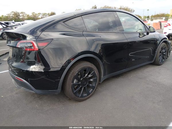 2022 TESLA MODEL Y — I4