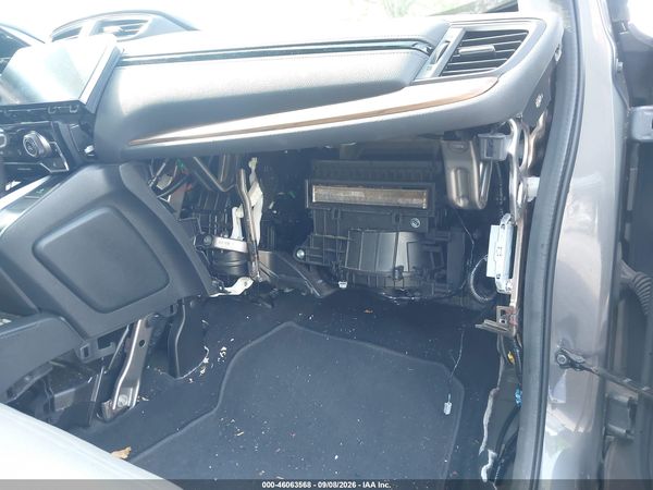 2017 HONDA CR-V TOURING — I152
