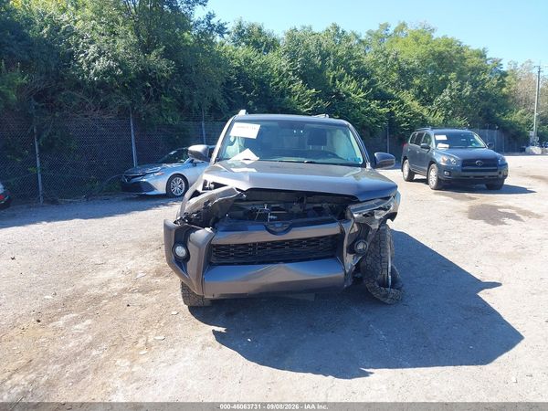 2016 TOYOTA 4RUNNER SR5 — I115