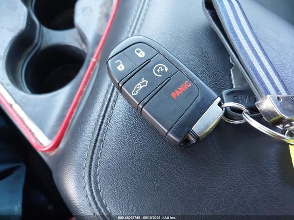 2015 DODGE CHALLENGER R/T PLUS — I11