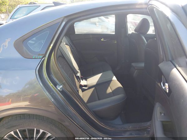 2024 KIA FORTE GT-LINE — I8