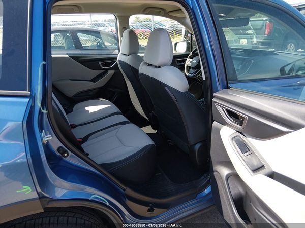 2022 SUBARU FORESTER Base Plus — I8