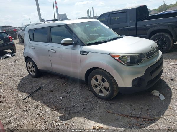 2017 KIA SOUL Base — I1