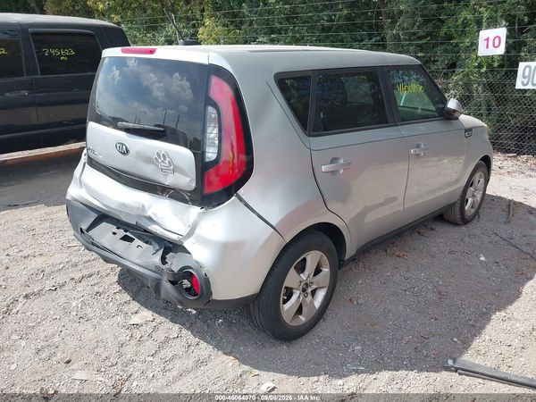 2017 KIA SOUL Base — I4