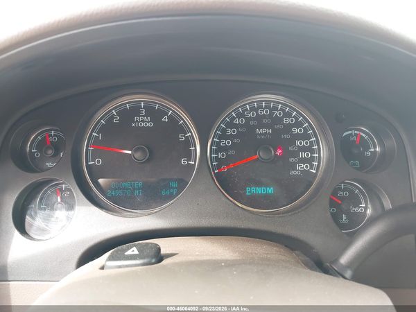 2013 CHEVROLET TAHOE LS — I7