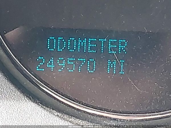 2013 CHEVROLET TAHOE LS — I118