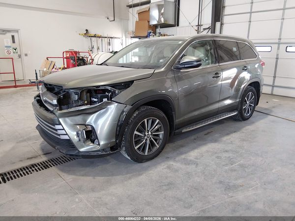 2019 TOYOTA HIGHLANDER XLE — I2