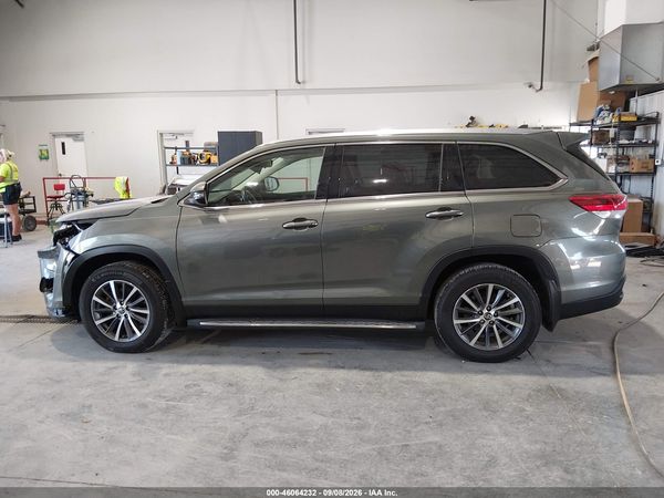 2019 TOYOTA HIGHLANDER XLE — I117