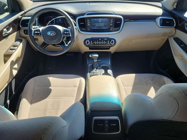 2019 KIA SORENTO L, LX, S