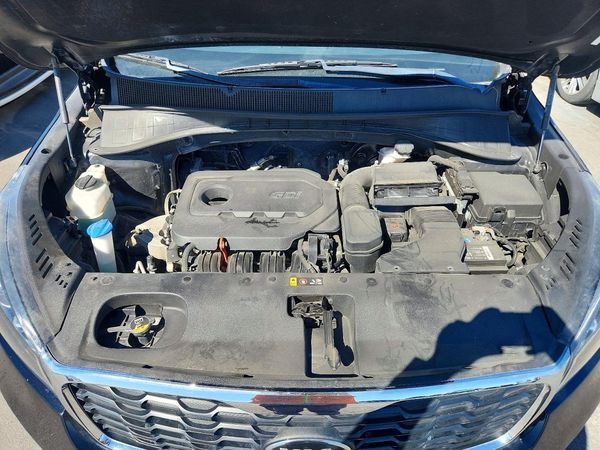 2019 KIA SORENTO L, LX, S