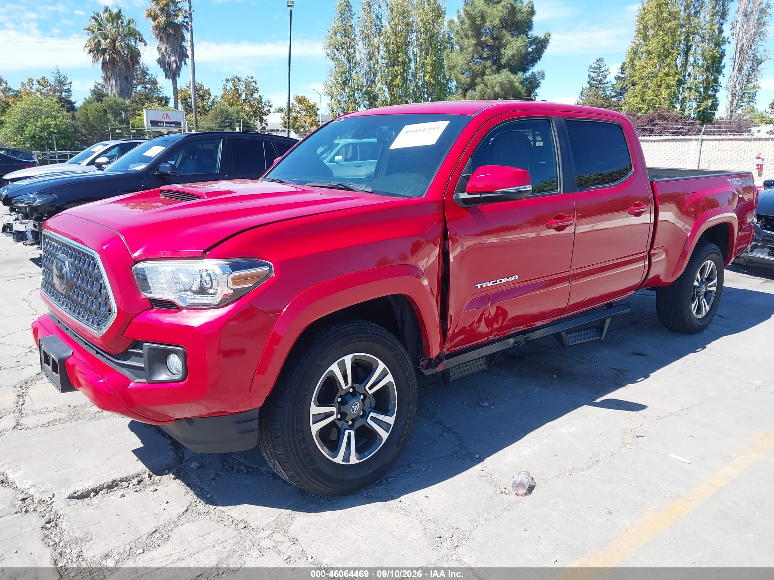 2019 TOYOTA TACOMA TRD SPORT — I2