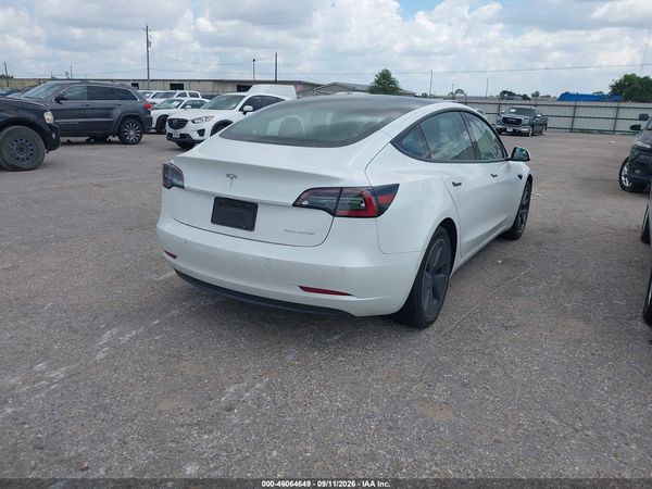 2021 TESLA MODEL 3 — I4