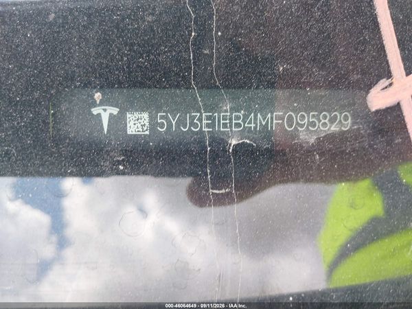 2021 TESLA MODEL 3 — I9