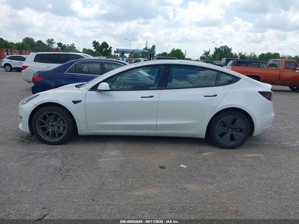 2021 TESLA MODEL 3 — I117