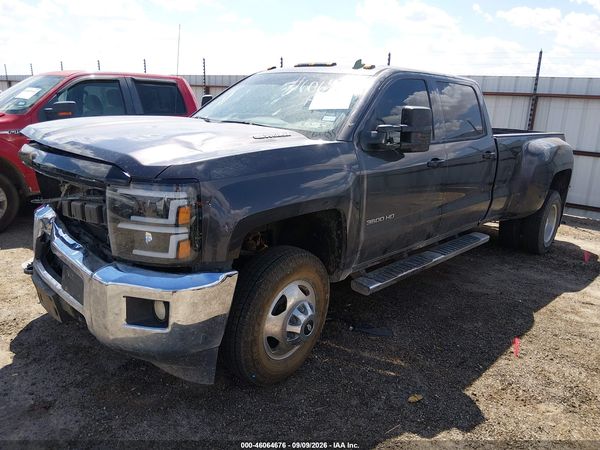 2015 CHEVROLET SILVERADO 3500HD — I2