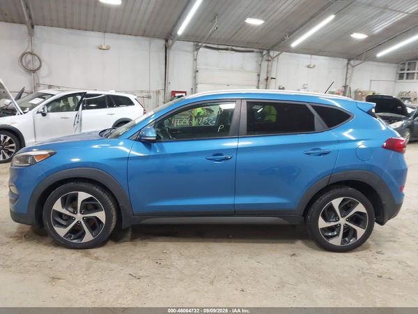 2016 HYUNDAI TUCSON SPORT — I117
