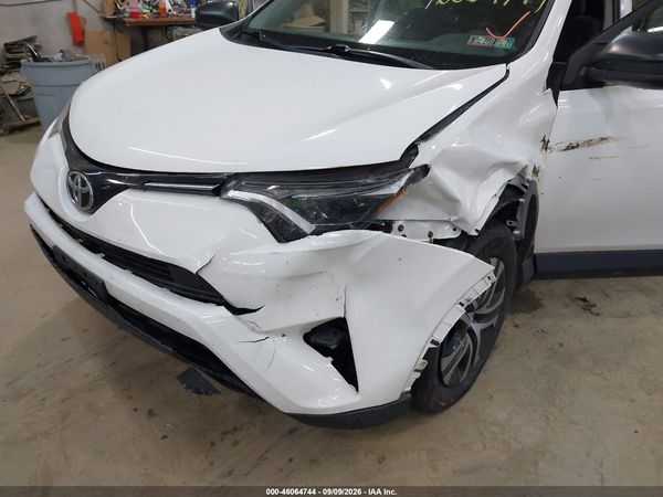 2016 TOYOTA RAV4 LE — I6