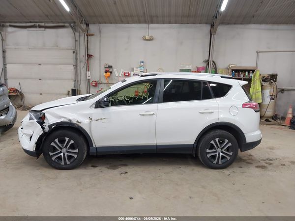 2016 TOYOTA RAV4 LE — I117
