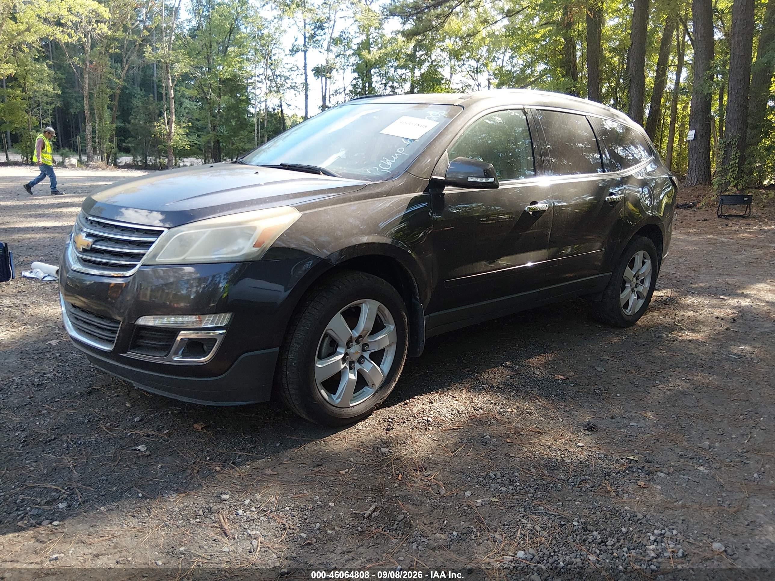 2016 CHEVROLET TRAVERSE 1LT — I2