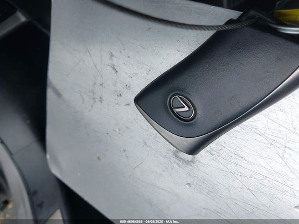 2019 LEXUS UX 200 F SPORT — I11