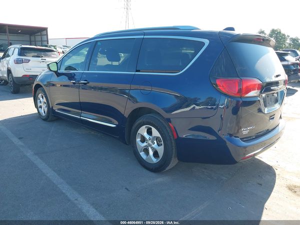 2017 CHRYSLER PACIFICA TOURING-L PLUS — I3