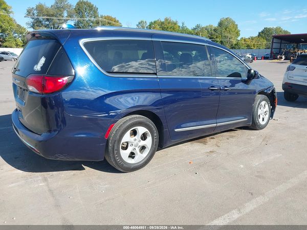 2017 CHRYSLER PACIFICA TOURING-L PLUS — I4
