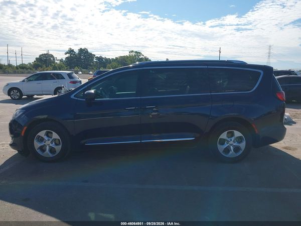 2017 CHRYSLER PACIFICA TOURING-L PLUS — I117