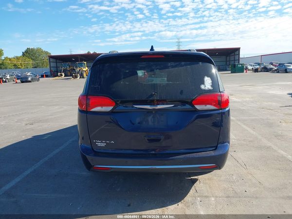 2017 CHRYSLER PACIFICA TOURING-L PLUS — I119