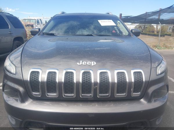 2018 JEEP CHEROKEE LATITUDE PLUS FWD — I115