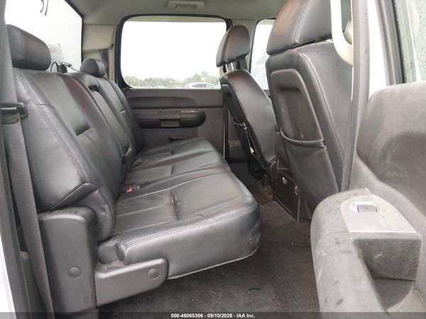 2012 CHEVROLET SILVERADO 1500 LT — I8