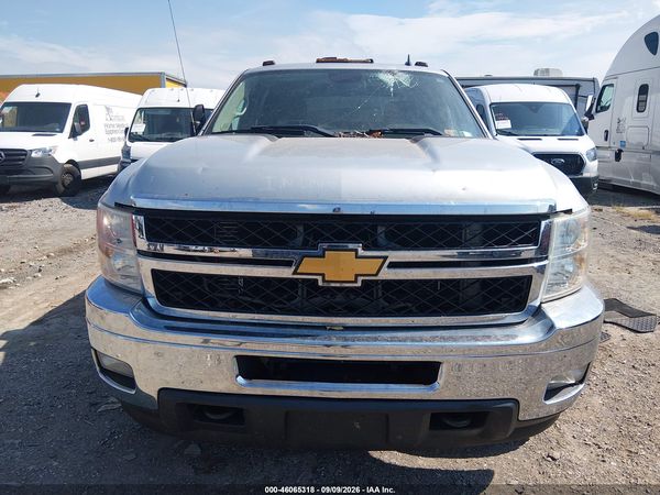 2013 CHEVROLET SILVERADO 3500HD LT — I115