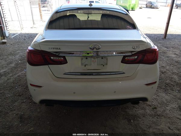 2019 INFINITI Q70 3.7 LUXE — I119