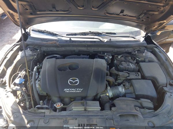 2018 MAZDA MAZDA3 TOURING — I10