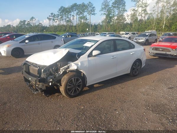2023 KIA FORTE LXS — I2