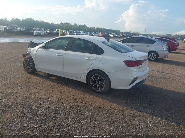 2023 KIA FORTE LXS — I3