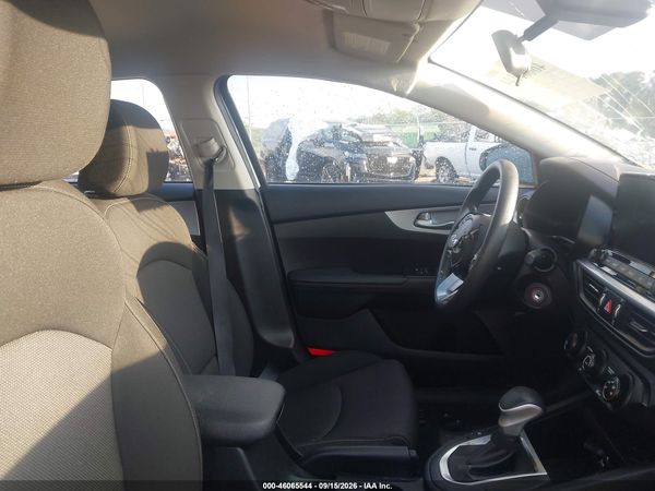 2023 KIA FORTE LXS — I5