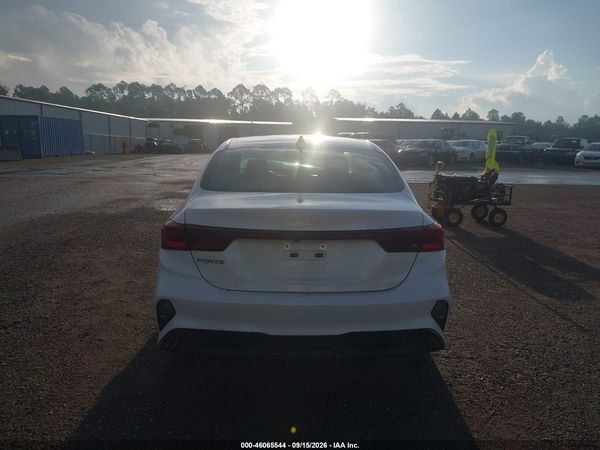 2023 KIA FORTE LXS — I119