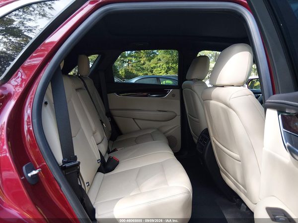 2019 CADILLAC XT5 LUXURY — I8