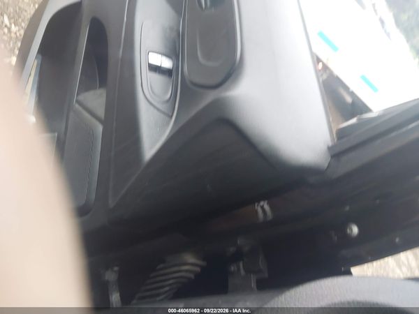 2018 MERCEDES-BENZ METRIS — I10