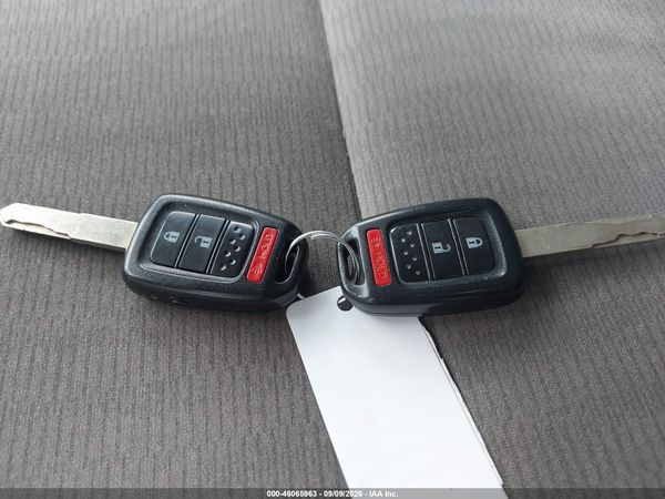 2014 HONDA CR-V LX — I11